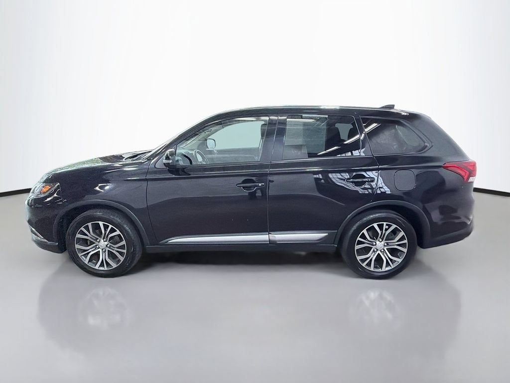 2018 Mitsubishi Outlander ES