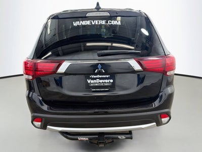 2018 Mitsubishi Outlander ES