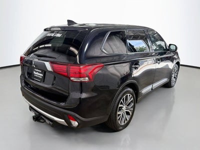 2018 Mitsubishi Outlander ES