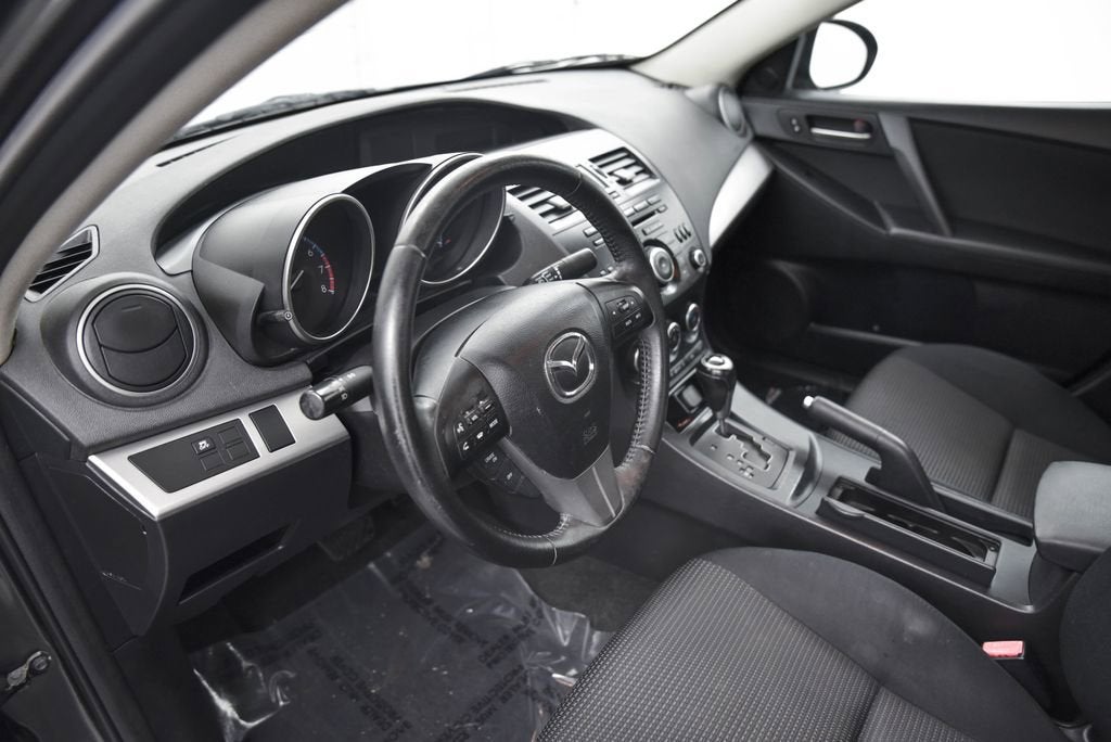 2013 Mazda Mazda3 i Touring