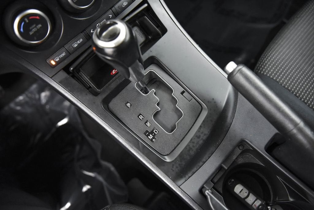 2013 Mazda Mazda3 i Touring