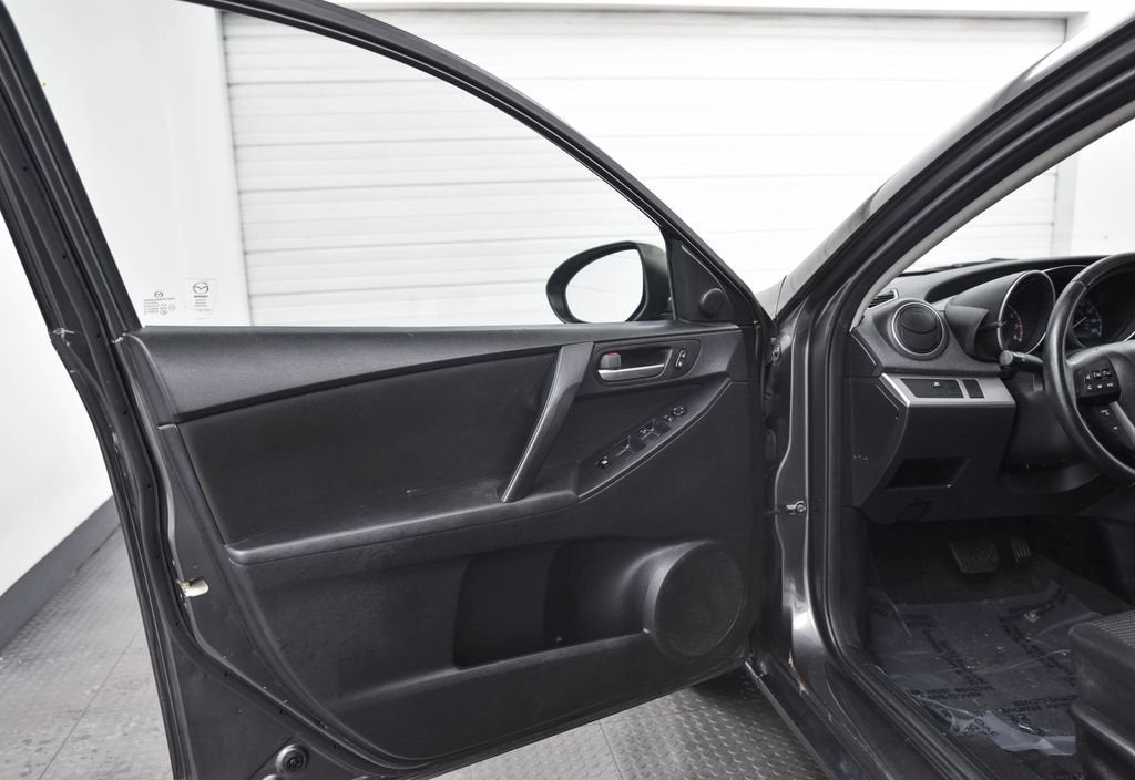 2013 Mazda Mazda3 i Touring