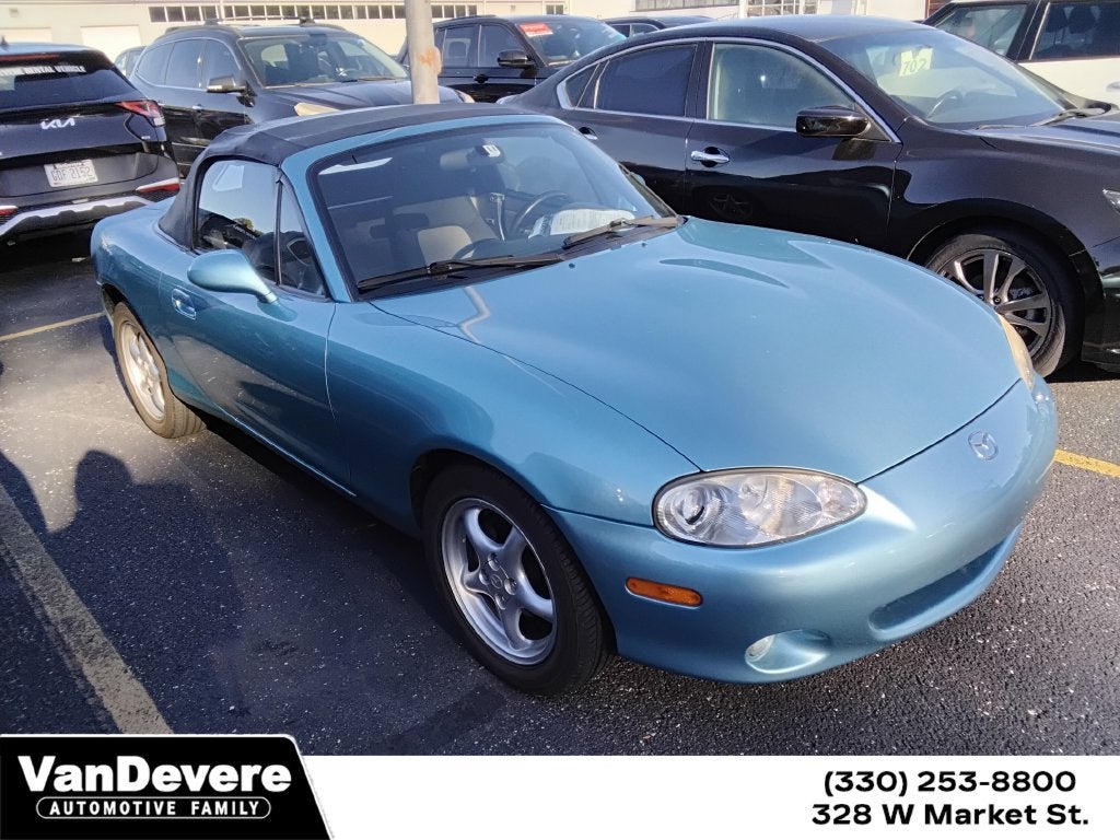 2002 Mazda Mazda MX-5 Miata Cloth