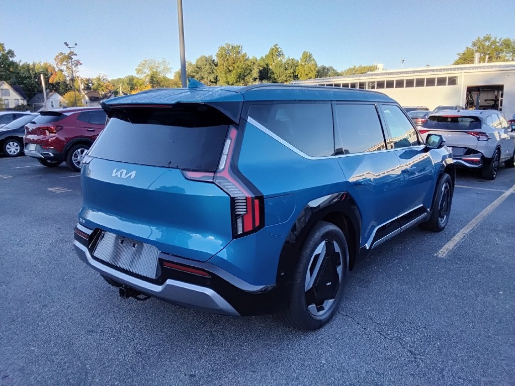 2024 Kia EV9 Land
