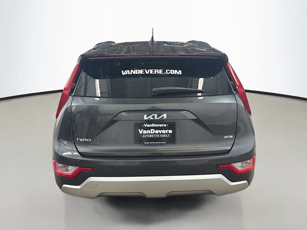2024 Kia Niro EX
