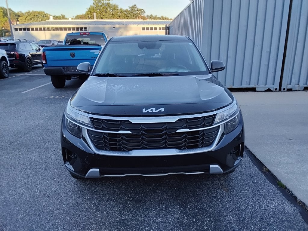 2025 Kia Seltos LX