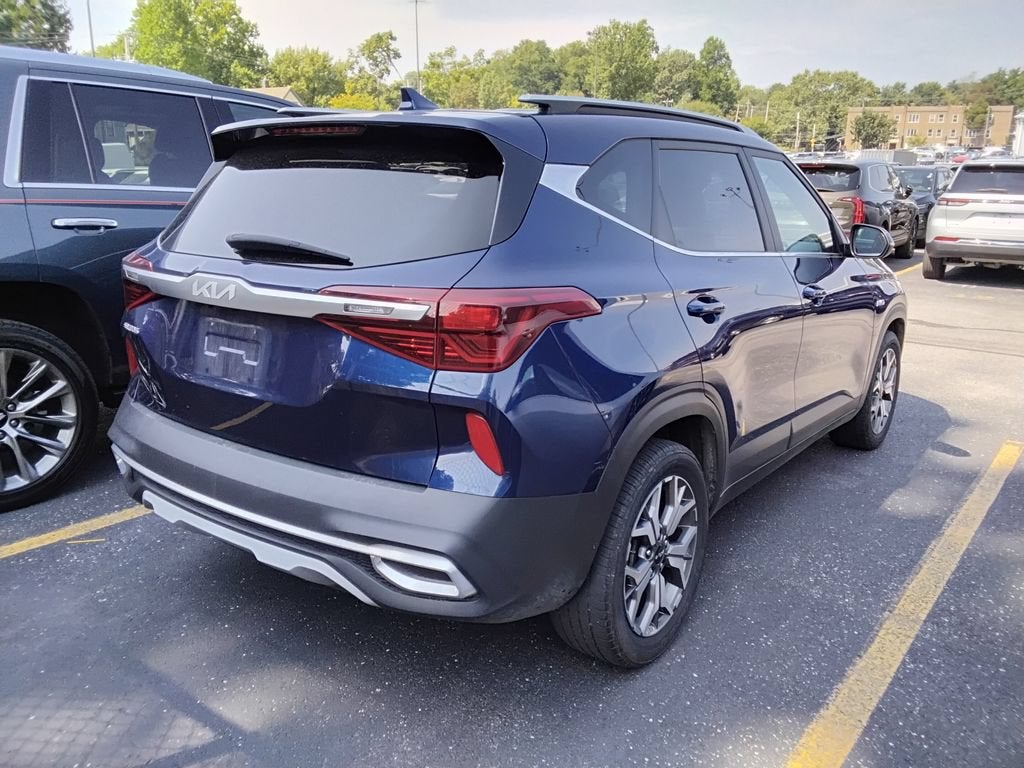 2022 Kia Seltos EX