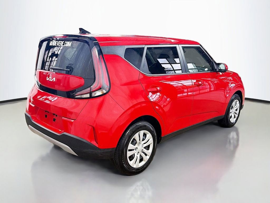 2023 Kia Soul LX