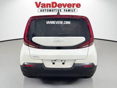2022 Kia Soul LX