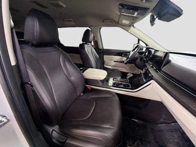 2023 Kia Carnival EX
