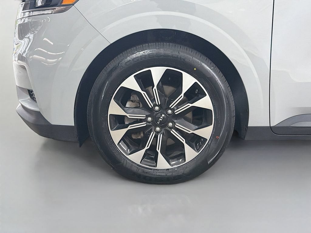 2023 Kia Carnival EX