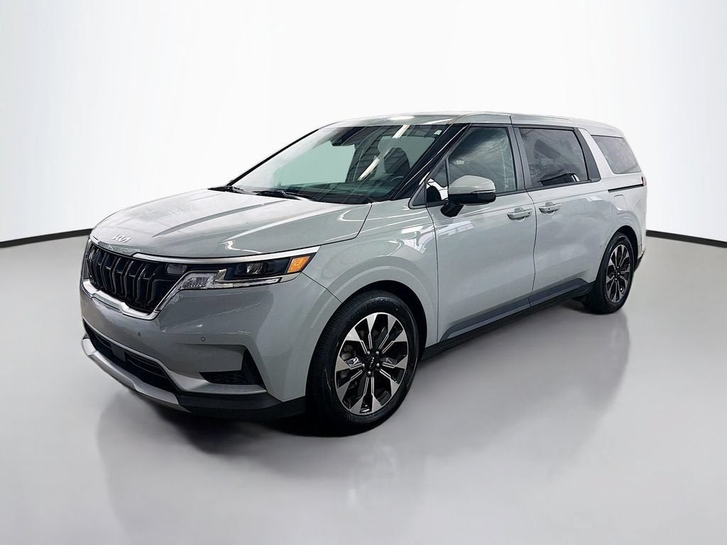 2023 Kia Carnival EX