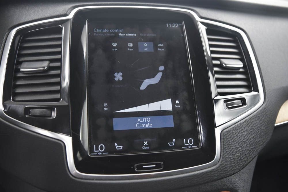 2022 Volvo XC90 Momentum