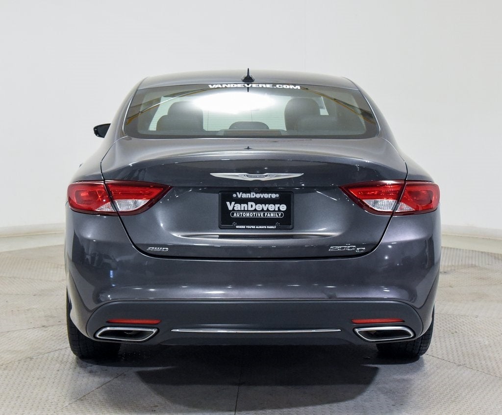 2016 Chrysler 200 C