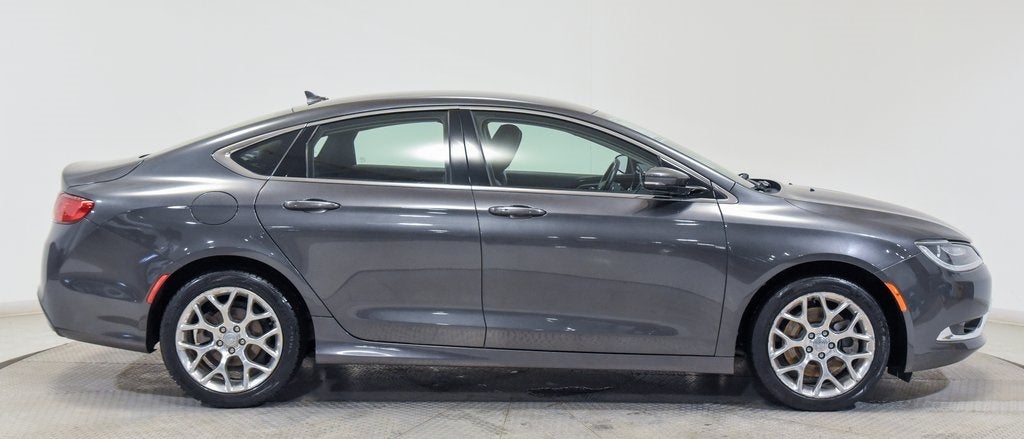 2016 Chrysler 200 C
