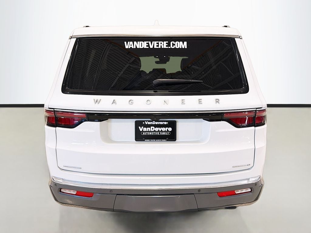 2022 Jeep Wagoneer Series III