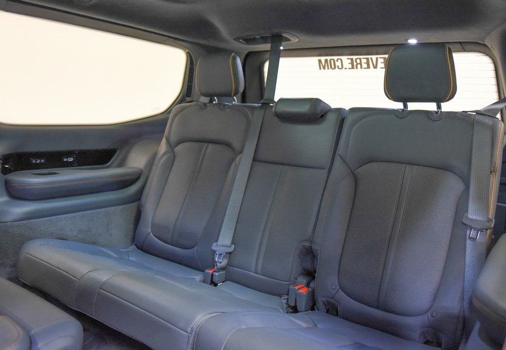 2022 Jeep Grand Wagoneer Series II