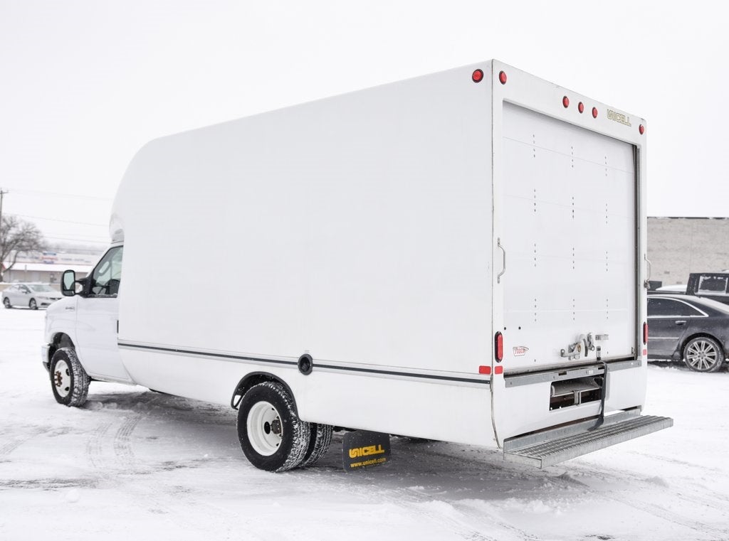 2024 Ford E-450SD Base