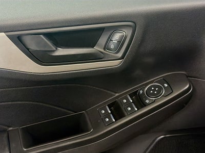 2022 Ford Escape Hybrid SE