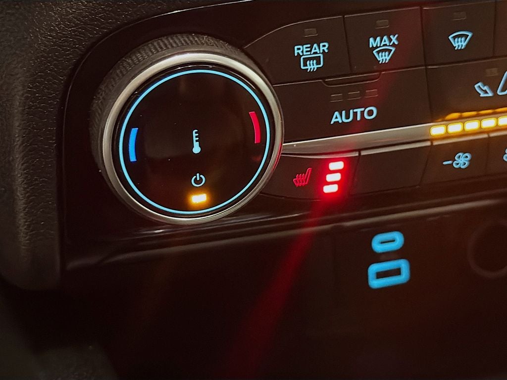 2022 Ford Escape Hybrid SE