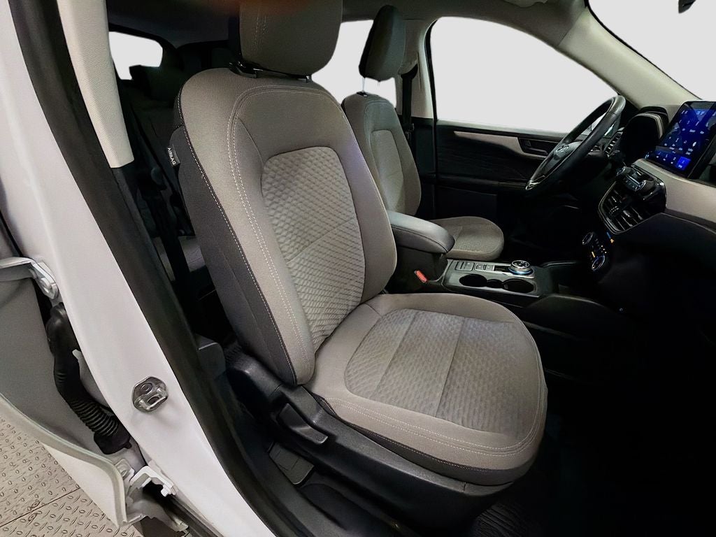 2022 Ford Escape Hybrid SE