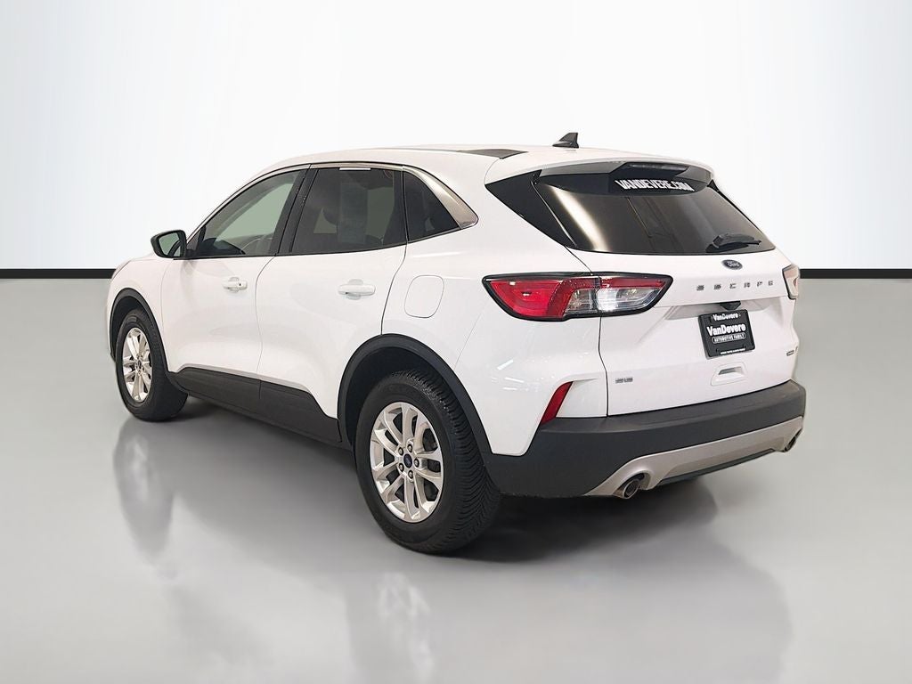 2022 Ford Escape Hybrid SE