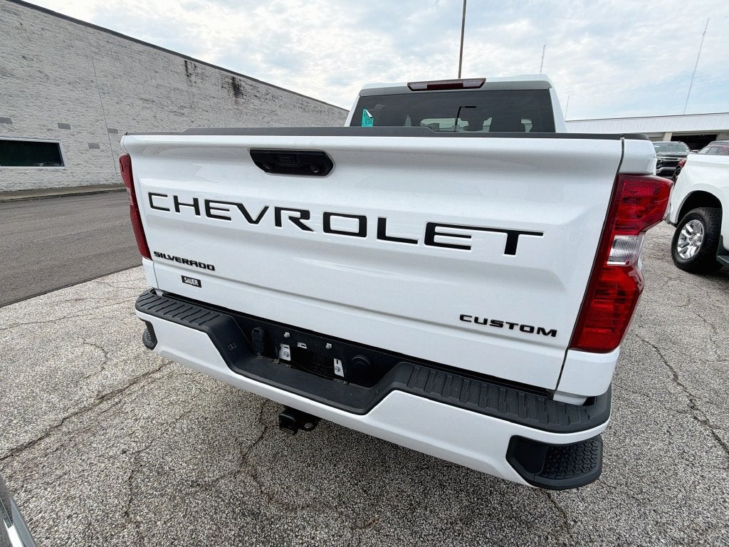 2023 Chevrolet Silverado 1500 Custom