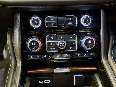 2023 GMC Yukon Denali Ultimate