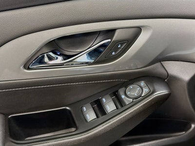 2023 Chevrolet Traverse LT Cloth w/2FL