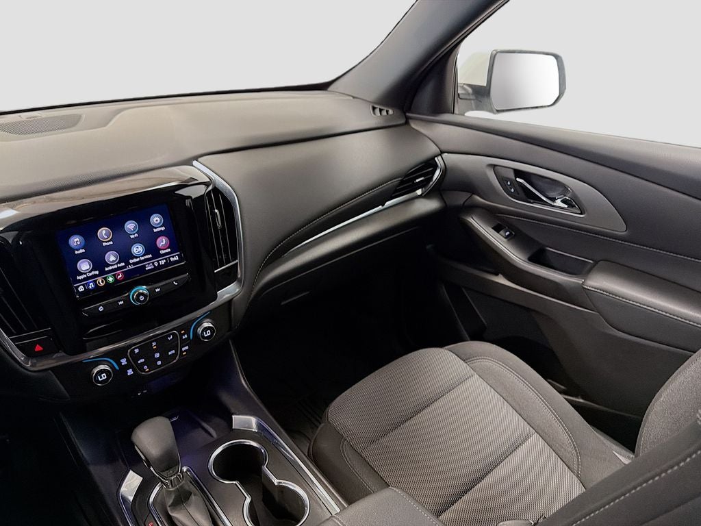 2023 Chevrolet Traverse LT Cloth w/2FL