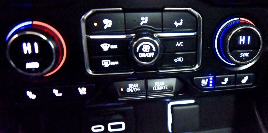 2021 Chevrolet Suburban High Country