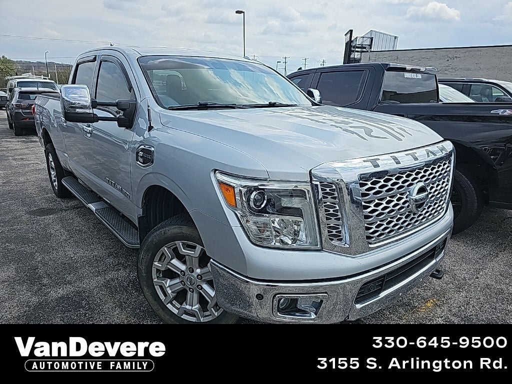 2016 Nissan Titan XD SL