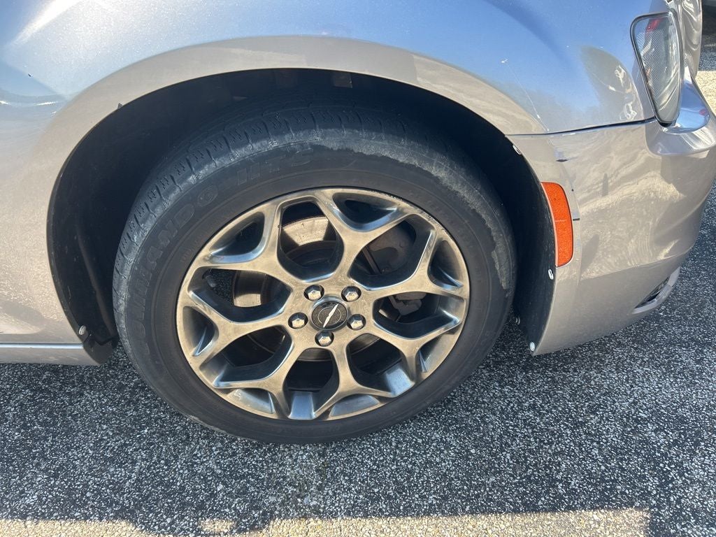 2016 Chrysler 300 S