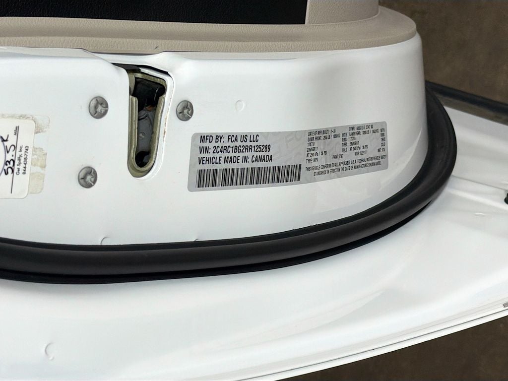 2024 Chrysler Pacifica Touring L