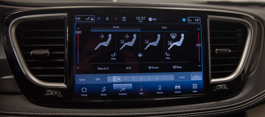 2024 Chrysler Pacifica Hybrid Select