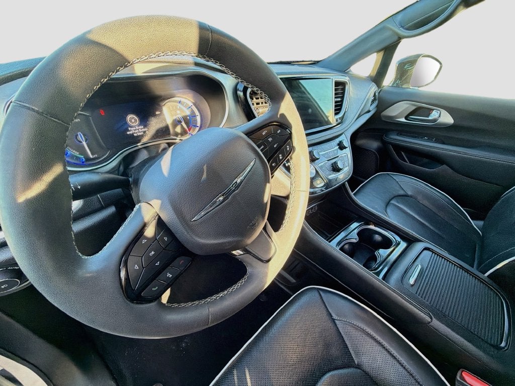 2023 Chrysler Pacifica Hybrid Limited