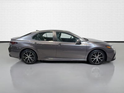 2023 Toyota Camry Hybrid SE