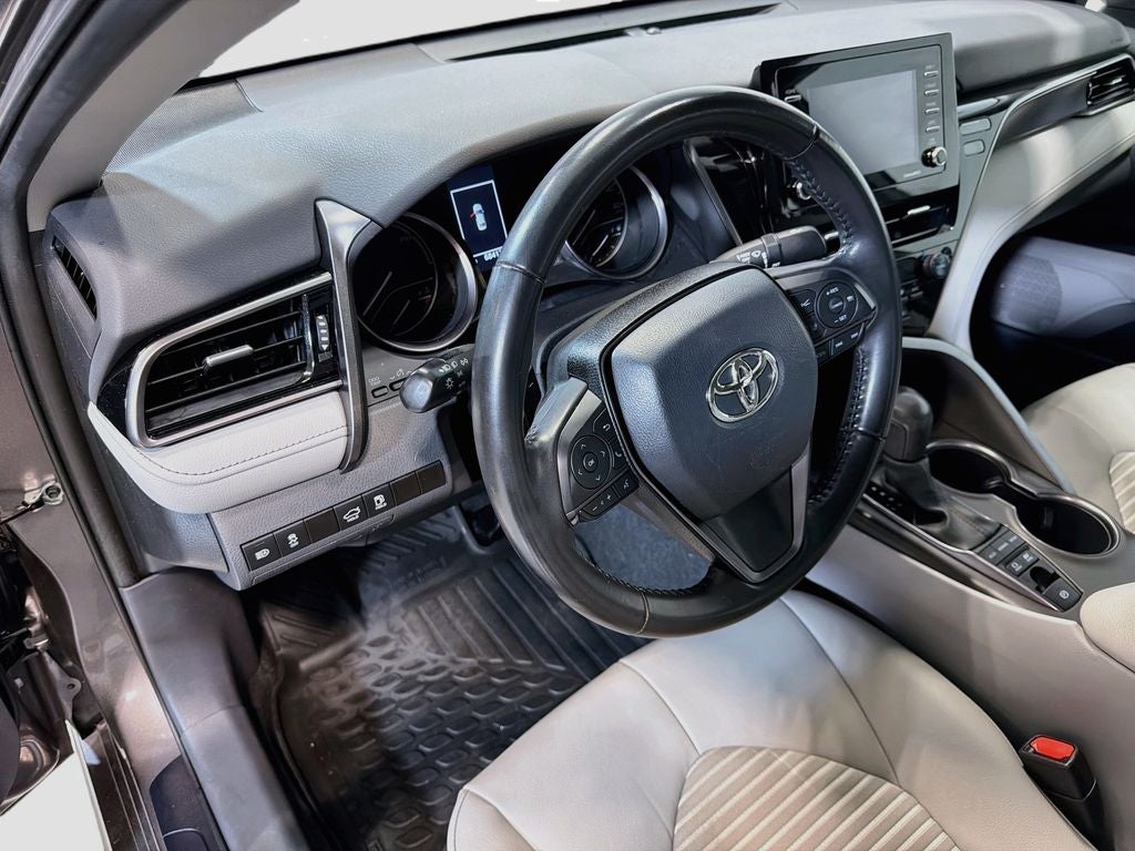 2023 Toyota Camry Hybrid SE