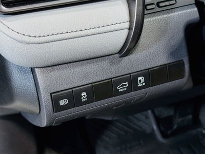 2023 Toyota Camry Hybrid SE