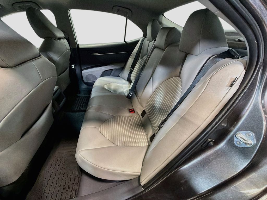 2023 Toyota Camry Hybrid SE