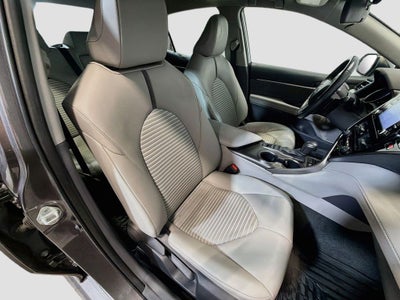 2023 Toyota Camry Hybrid SE