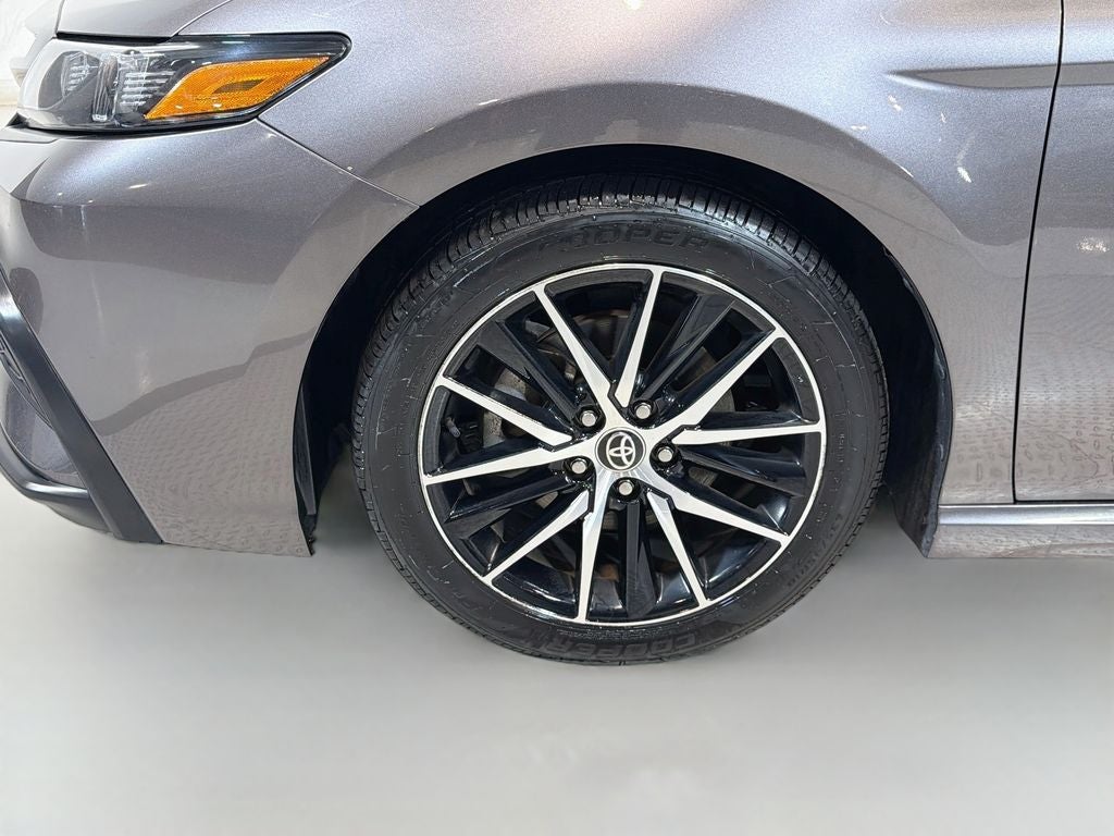 2023 Toyota Camry Hybrid SE