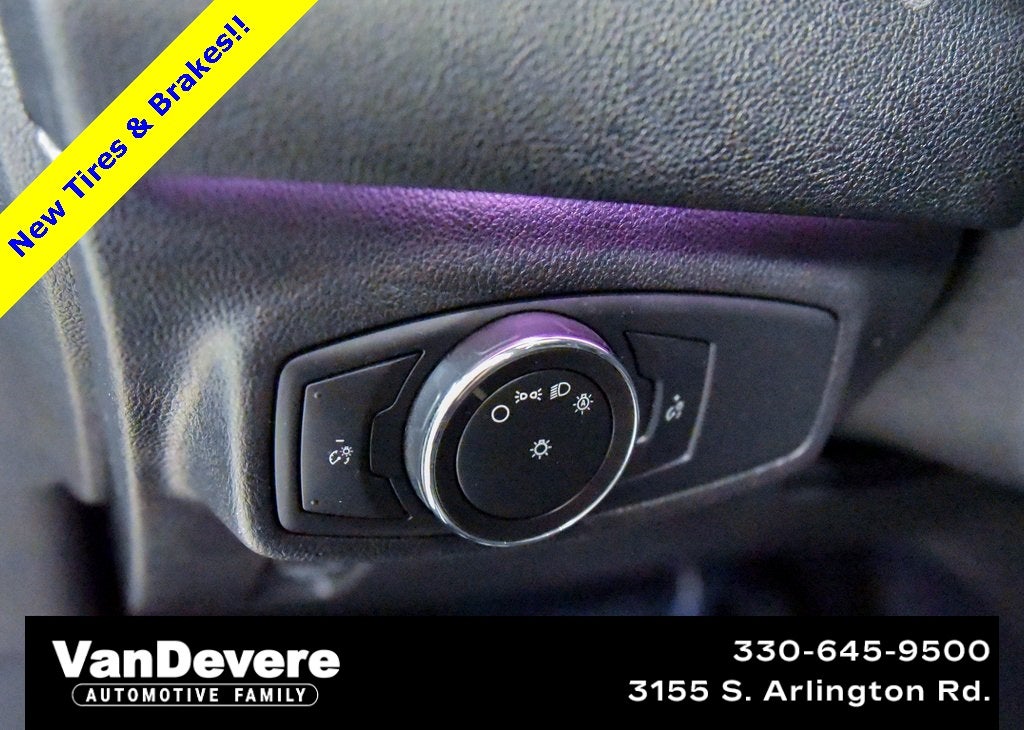 2015 Lincoln MKC Base