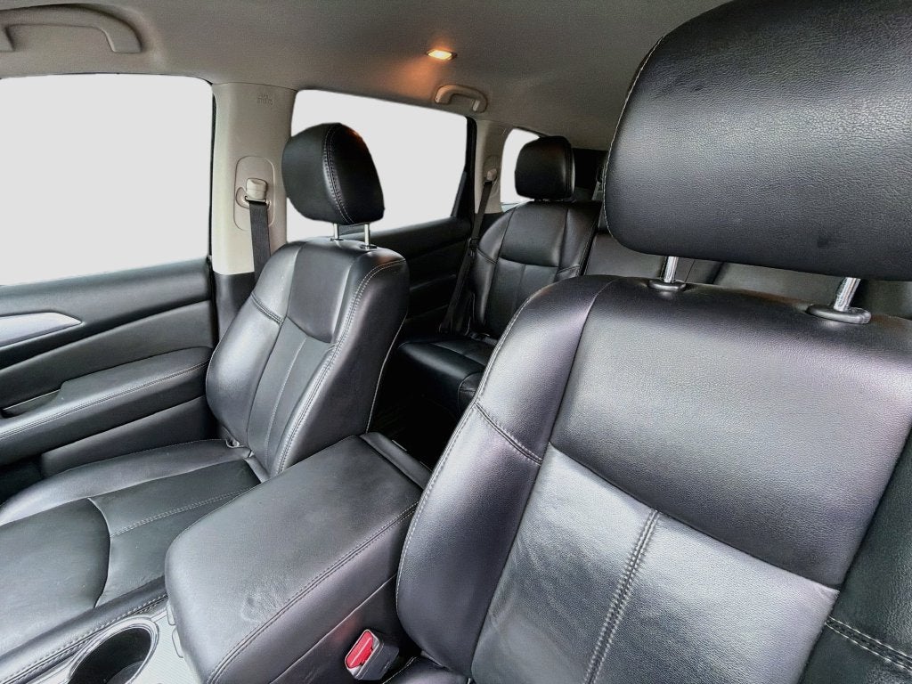 2018 Nissan Pathfinder SL