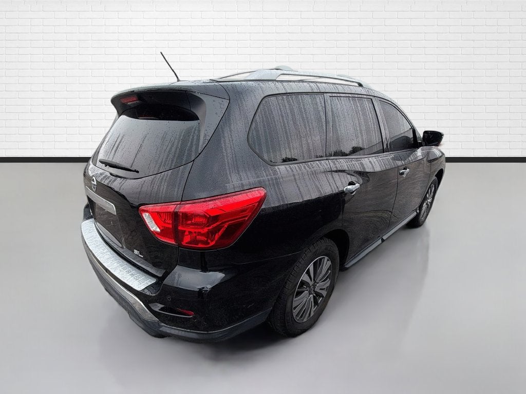2018 Nissan Pathfinder SL