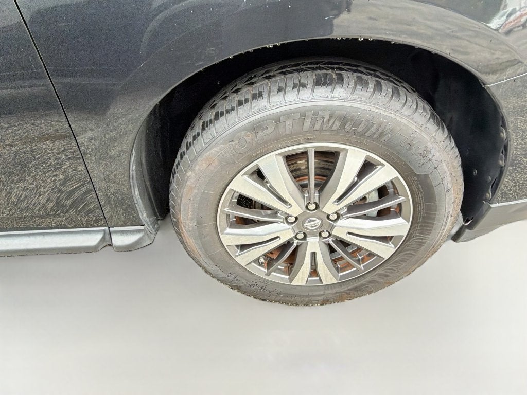 2018 Nissan Pathfinder SL