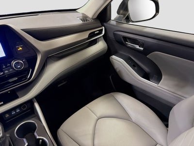 2023 Toyota Highlander Hybrid XLE