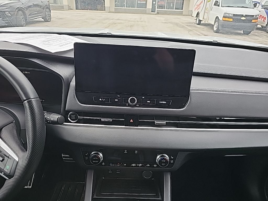 2025 Mitsubishi Outlander Base