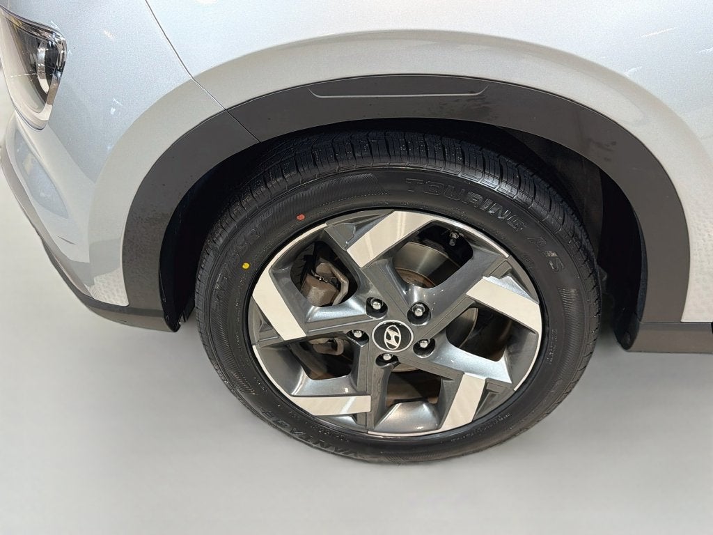 2022 Hyundai Venue SEL
