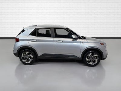 2022 Hyundai Venue SEL
